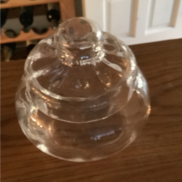 WEDGEWOOD CRYSTAL SMALL CANDY DISH WITH LID PRISTINE CONDITION THIN CRYSTAL - Picture 6 of 9